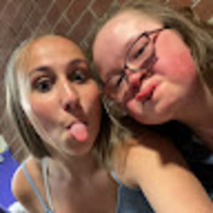 Meet your Posher, Ansley